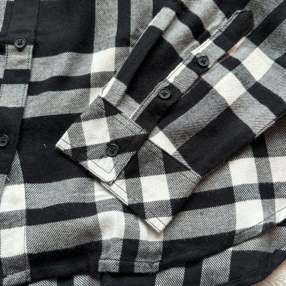 NWT! Como Vintage Soft Flannel Shirt in Black and White Plaid - Picture 6 of 8